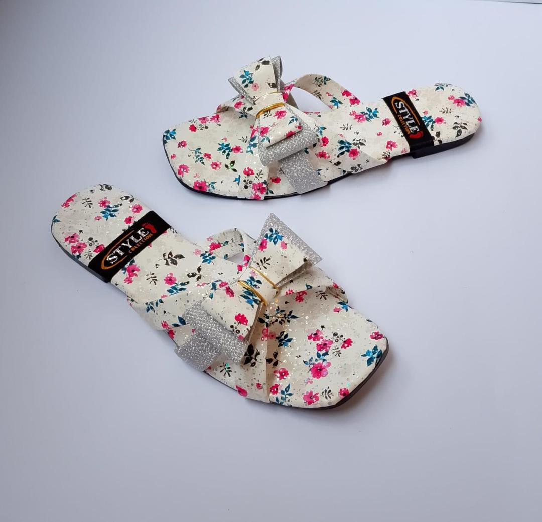 Elegant Synthetic Leather Slippers for Women – Perfect Semi-Formal Look & Comfortable Fit