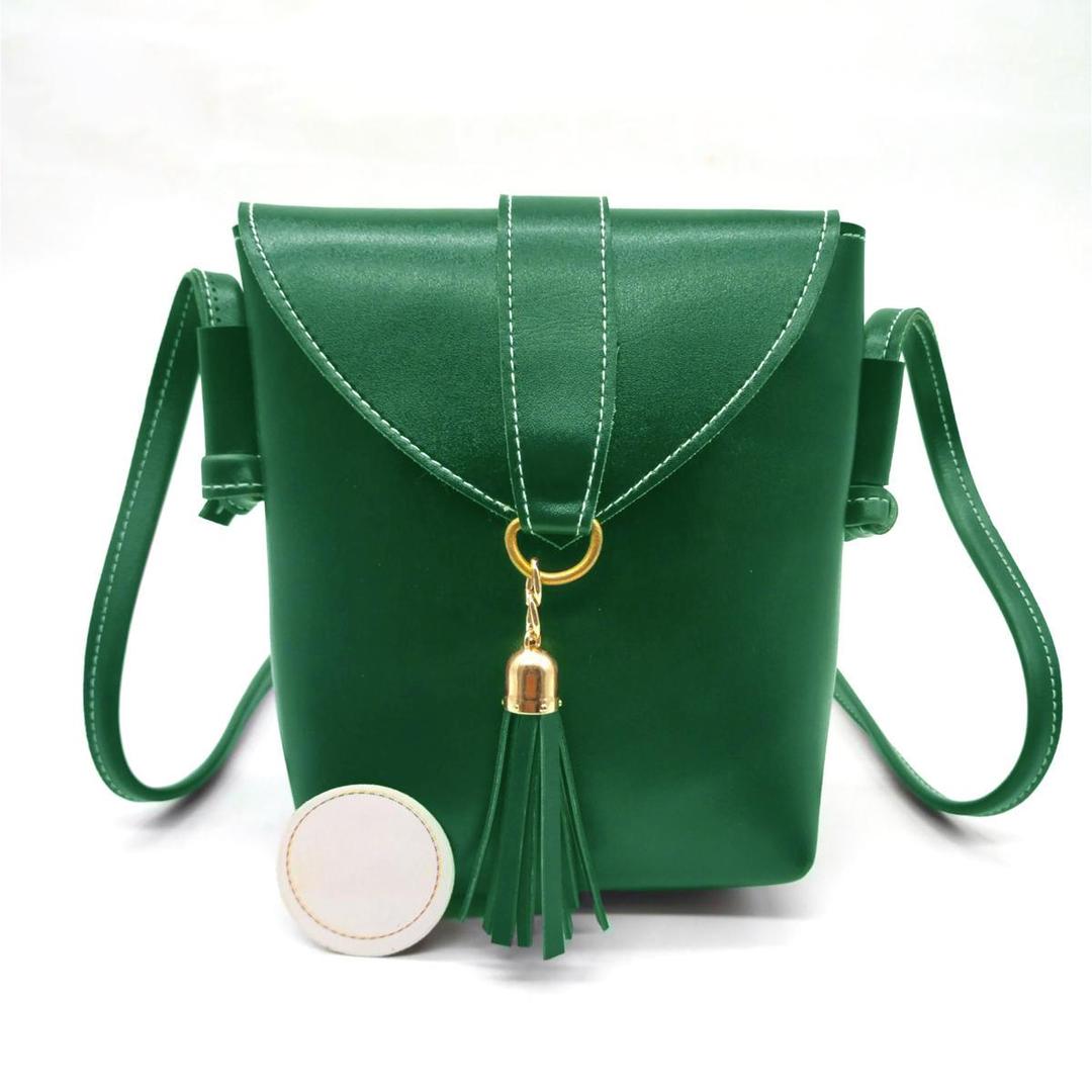 Elegant Women's PU Leather Plain Shoulder Bag – Chic, Lightweight & Versatile